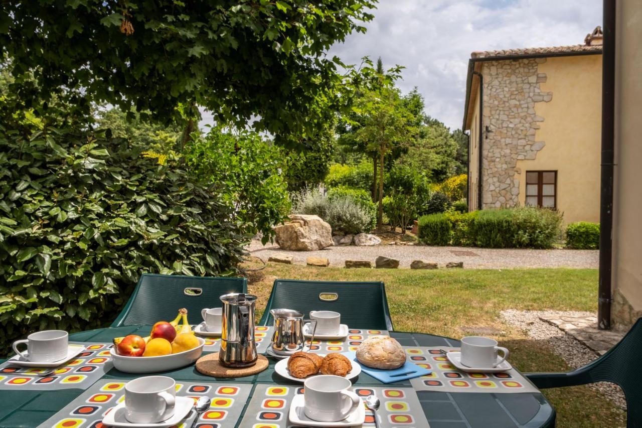 Tuscany Country Apartments Gambassi Terme Exterior photo