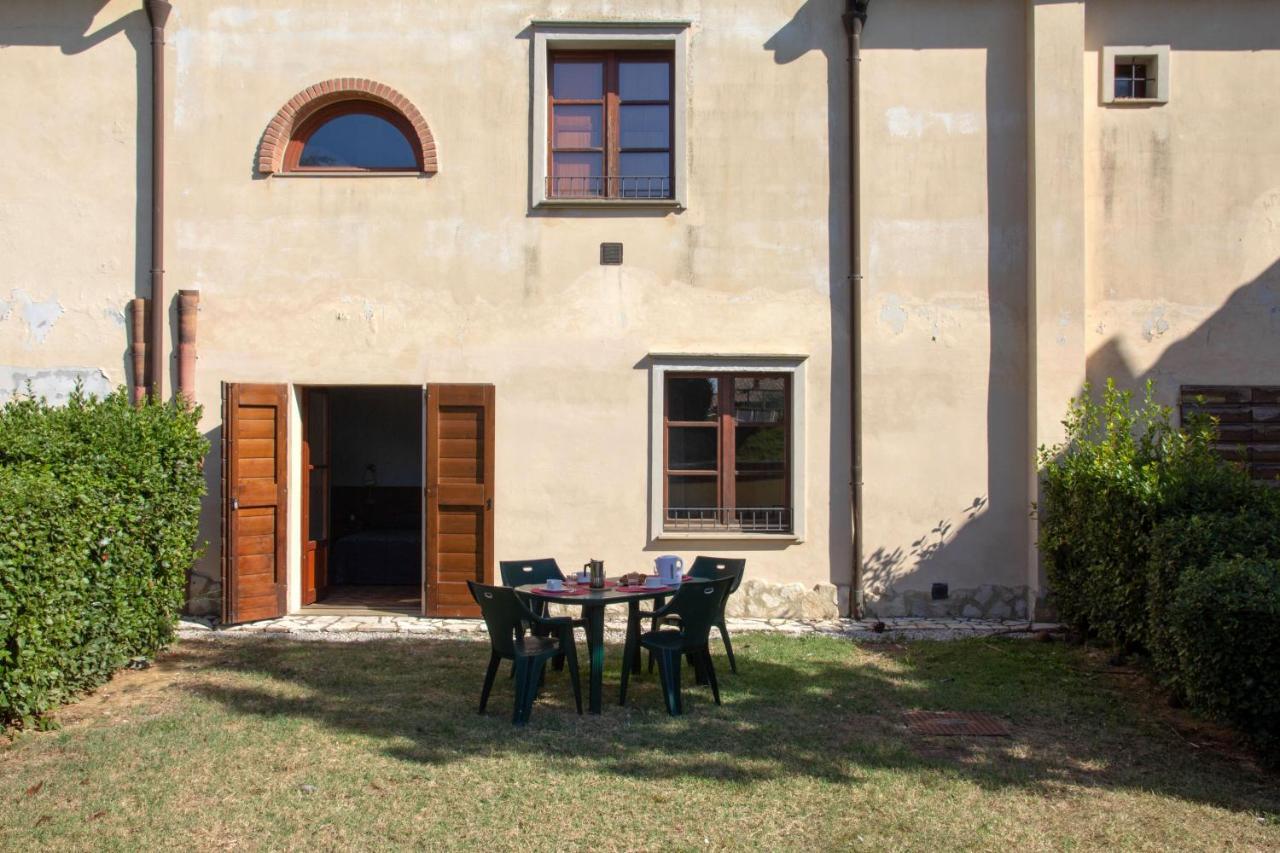 Tuscany Country Apartments Gambassi Terme Exterior photo