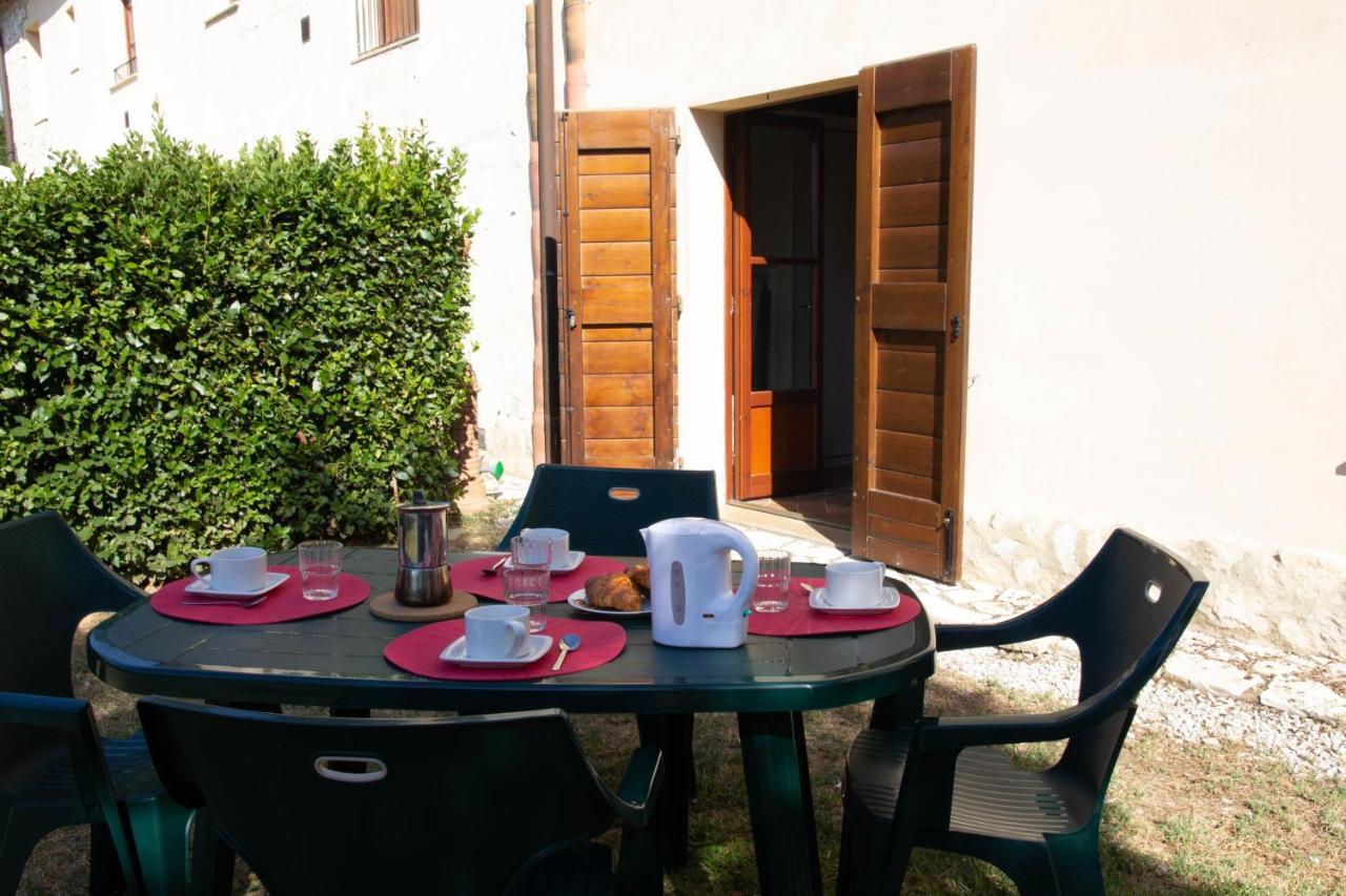 Tuscany Country Apartments Gambassi Terme Exterior photo